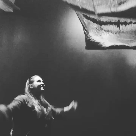 Meet your Posher, Angelica - Picture 1 of 1